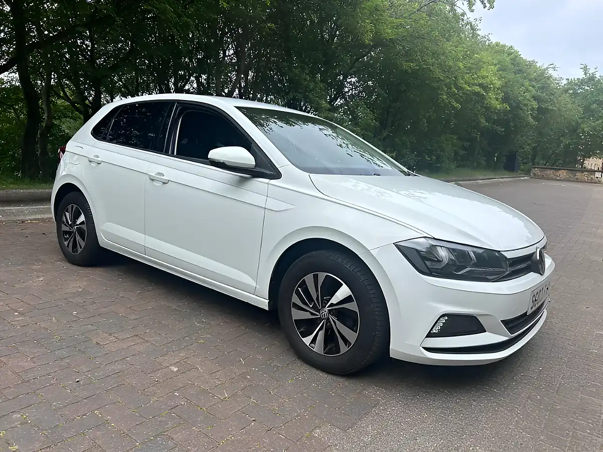 Used 2018 Volkswagen Polo Se White - Interior and Exterior details 3