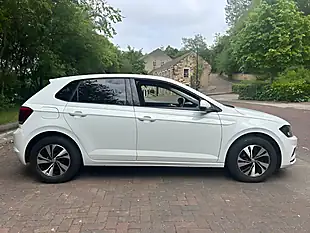 Used 2018 Volkswagen Polo Se White - Interior and Exterior details 4
