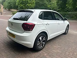 Used 2018 Volkswagen Polo Se White - Interior and Exterior details 5