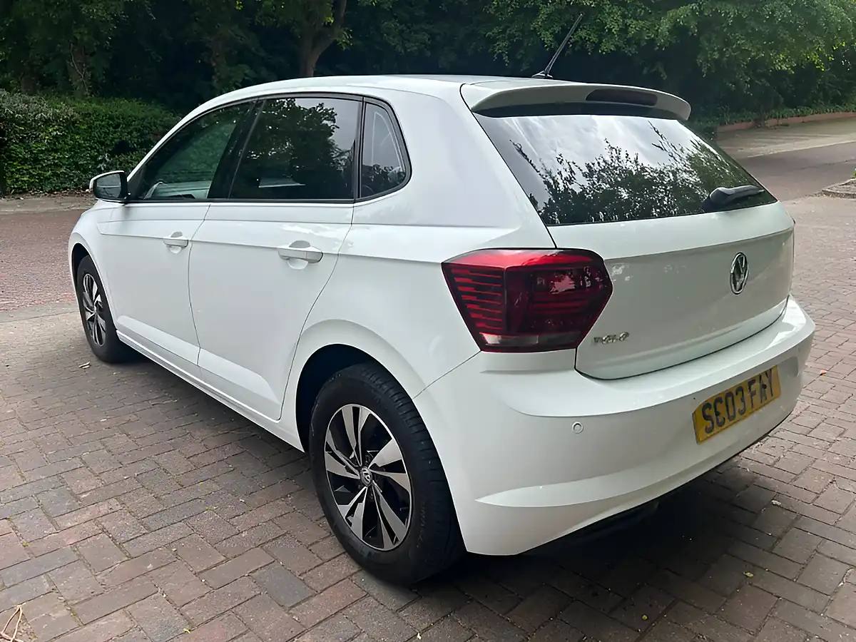 Used 2018 Volkswagen Polo Se White - Interior and Exterior details 8