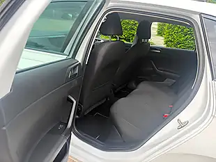 Used 2018 Volkswagen Polo Se White - Interior and Exterior details 12