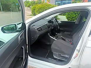 Used 2018 Volkswagen Polo Se White - Interior and Exterior details 13