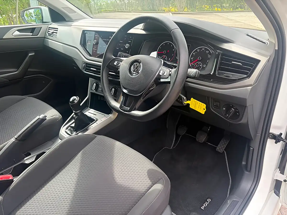 Used 2018 Volkswagen Polo Se White - Interior and Exterior details 15