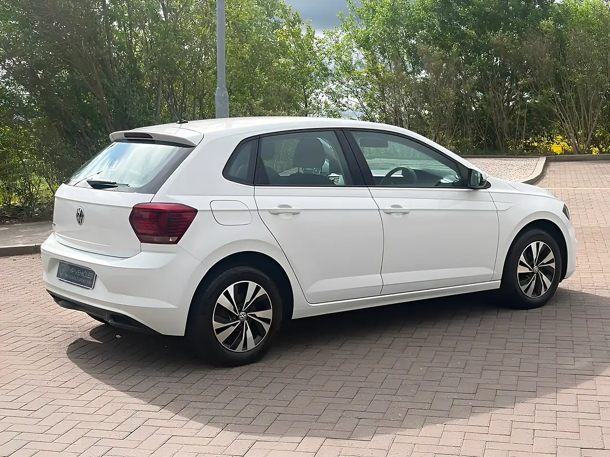 Used 2018 Volkswagen Polo Se White - Interior and Exterior details 6
