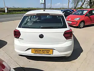 Used 2018 Volkswagen Polo Se White - Interior and Exterior details 12
