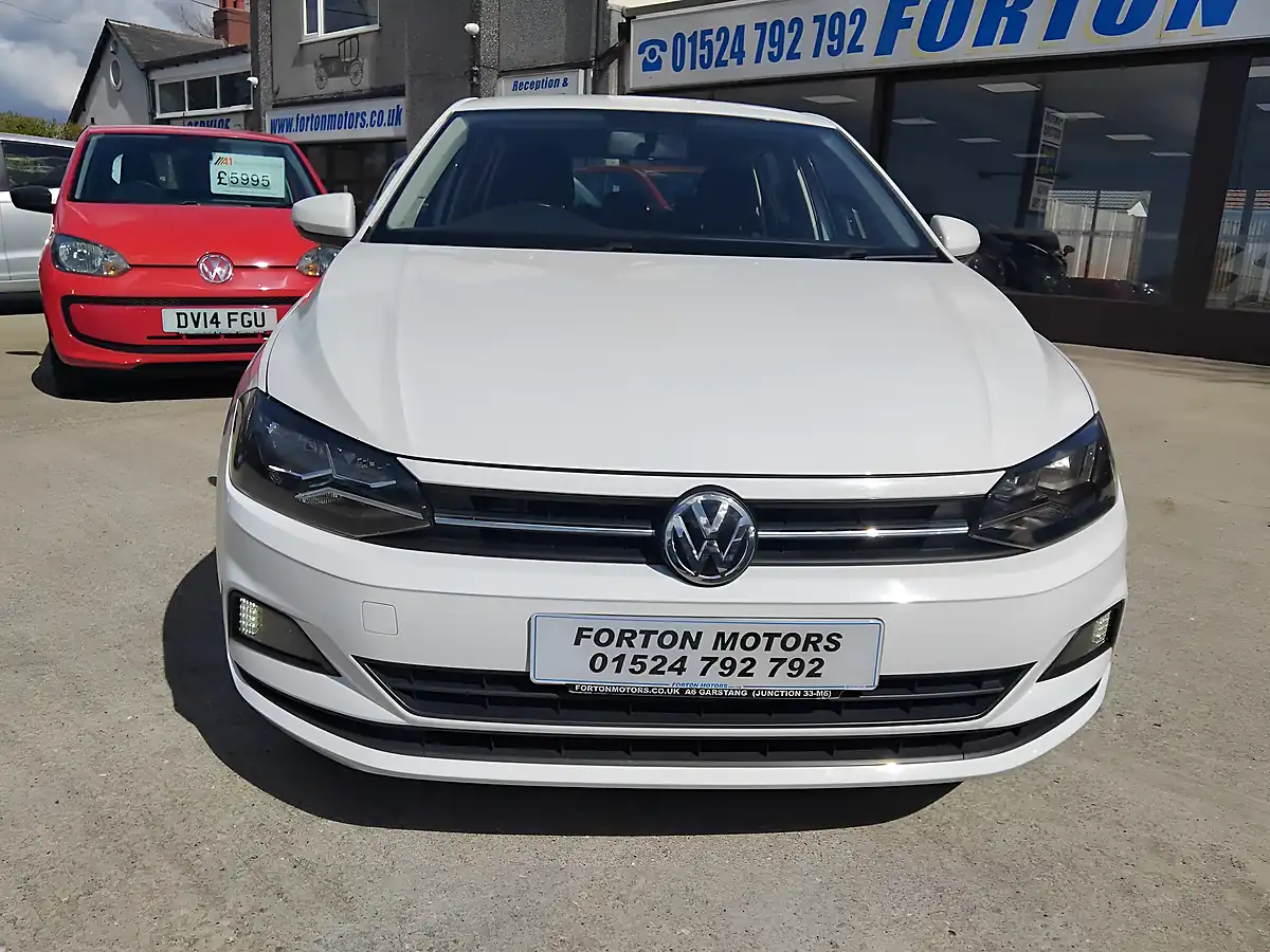 Used 2018 Volkswagen Polo Se White - Interior and Exterior details 2