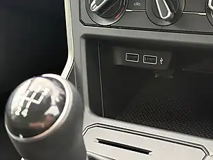 Used 2018 Volkswagen Polo Se White - Interior and Exterior details 14