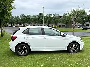 Used 2018 Volkswagen Polo Se White - Interior and Exterior details 6