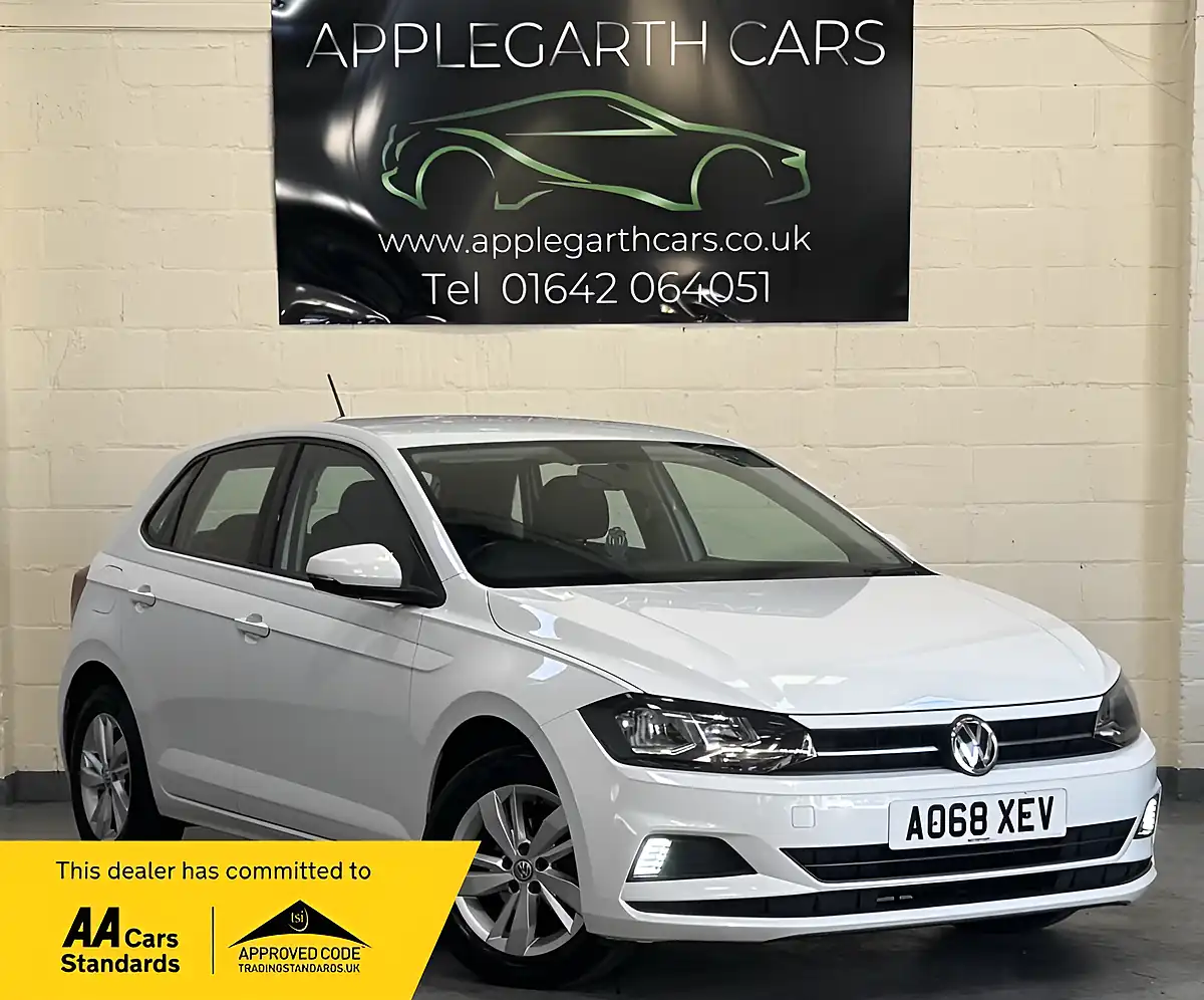 Used 2018 Volkswagen Polo Se White - Front View