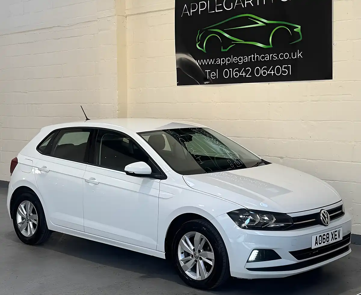 Used 2018 Volkswagen Polo Se White - Interior and Exterior details 13