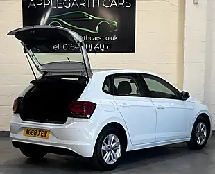 Used 2018 Volkswagen Polo Se White - Interior and Exterior details 4