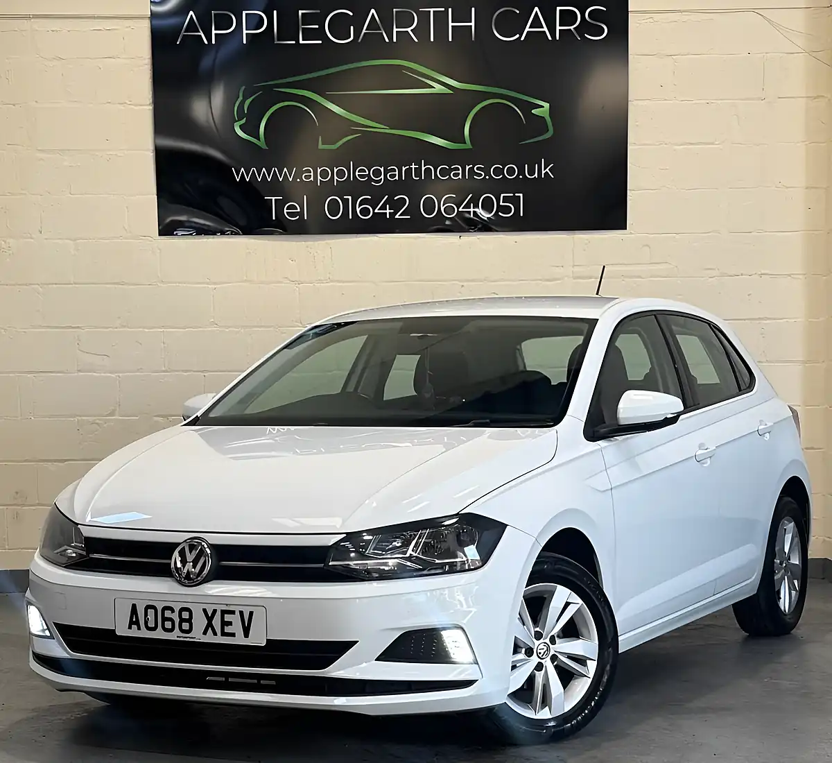 Used 2018 Volkswagen Polo Se White - Interior and Exterior details 5