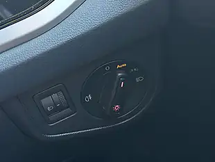 Used 2018 Volkswagen Polo Se White - Interior and Exterior details 17