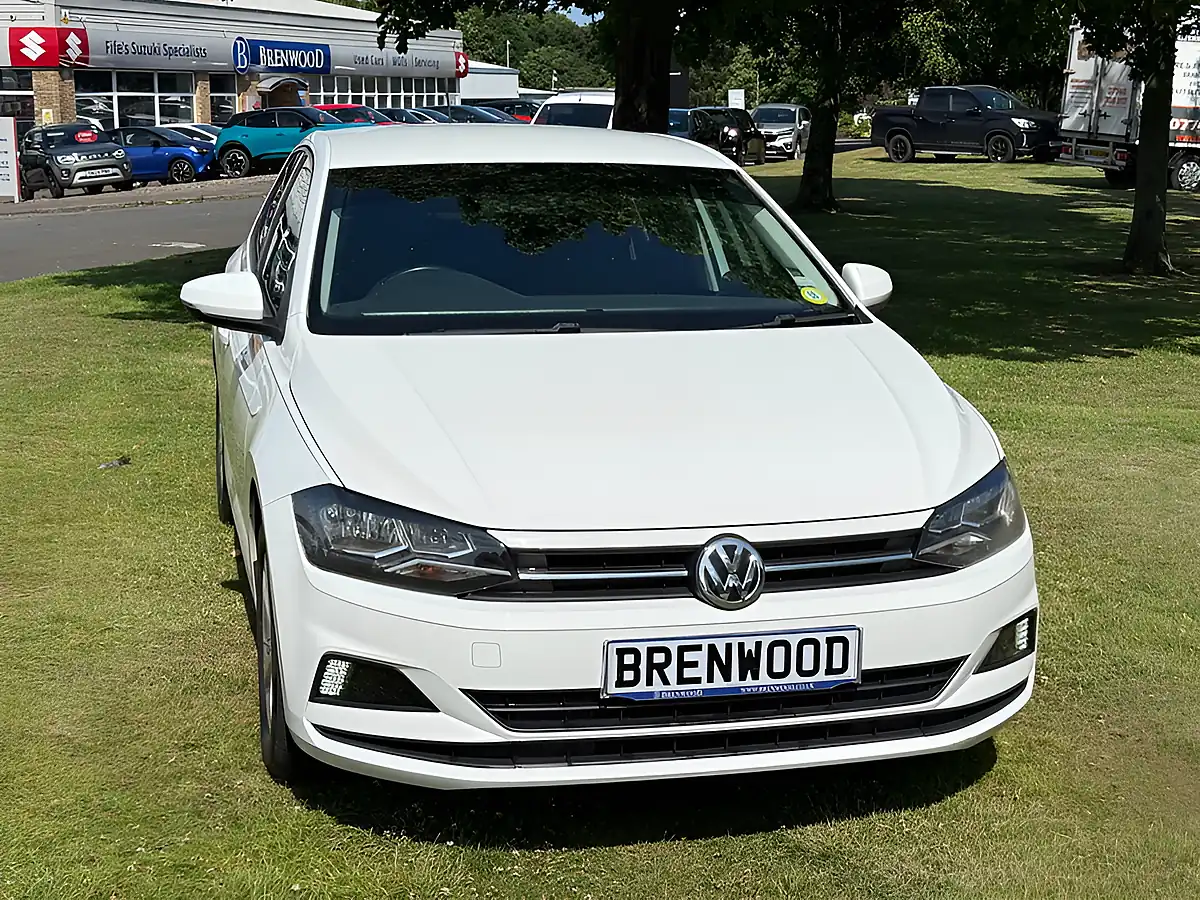 Used 2018 Volkswagen Polo Se White - Interior and Exterior details 2