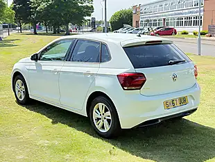 Used 2018 Volkswagen Polo Se White - Interior and Exterior details 4
