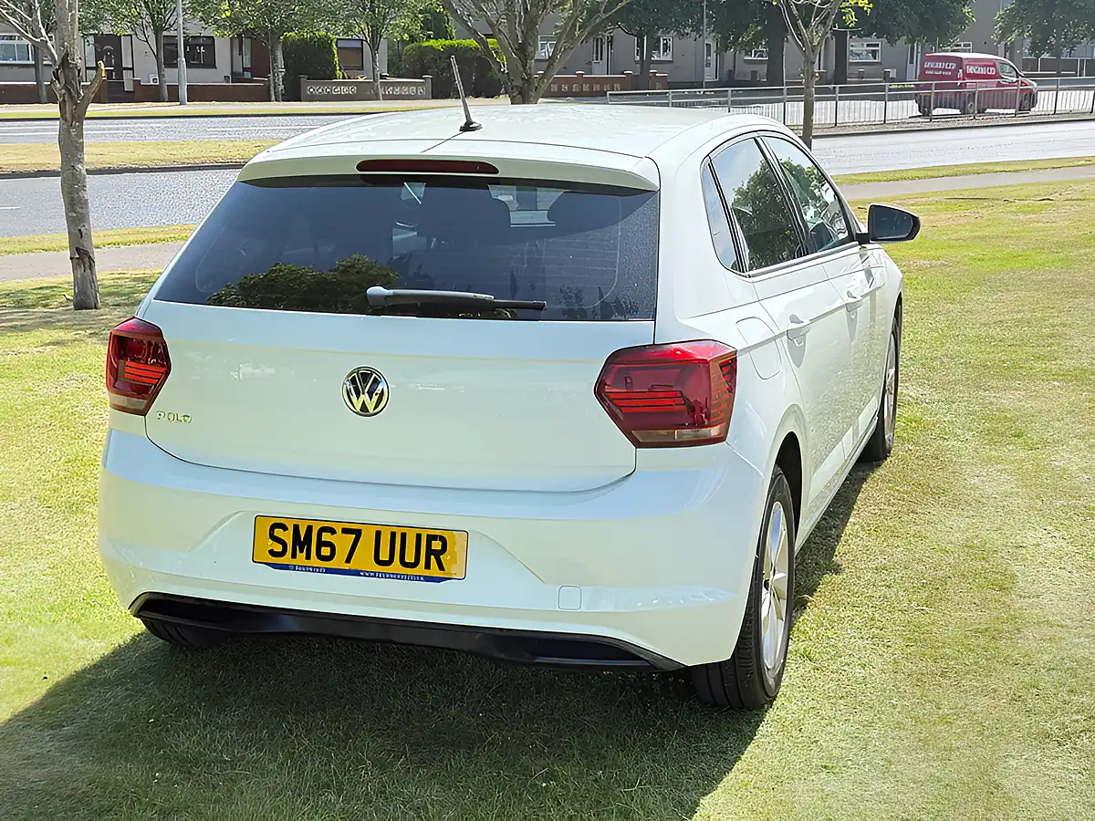 Used 2018 Volkswagen Polo Se White - Interior and Exterior details 5