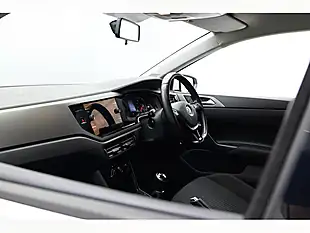 Used 2018 Volkswagen Polo Se White - Interior and Exterior details 18
