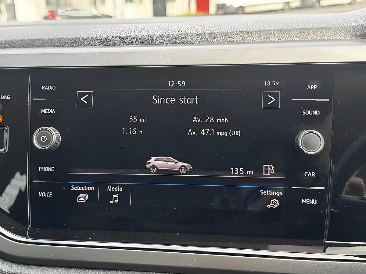 Used 2018 Volkswagen Polo Se White - Interior and Exterior details 15