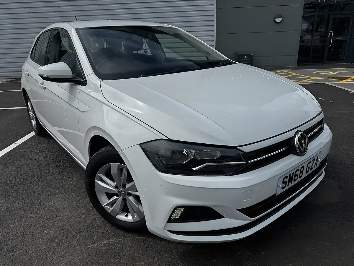 Used 2018 Volkswagen Polo Se White - Interior and Exterior details 2