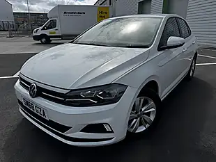 Used 2018 Volkswagen Polo Se White - Interior and Exterior details 3