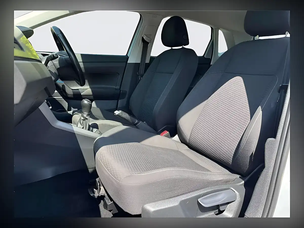 Used 2018 Volkswagen Polo Se White - Interior and Exterior details 13