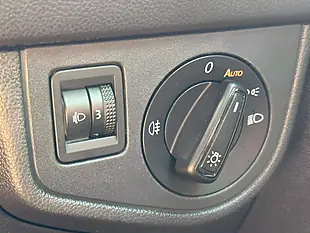 Used 2018 Volkswagen Polo Se White - Interior and Exterior details 19