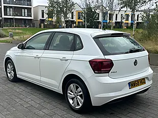 Used 2018 Volkswagen Polo Se White - Interior and Exterior details 10