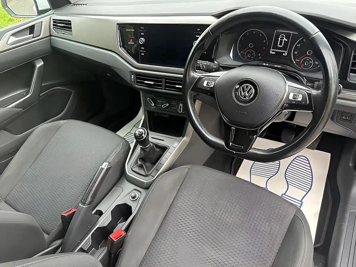 Used 2018 Volkswagen Polo Se White - Interior and Exterior details 2