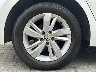 Used 2018 Volkswagen Polo Se White - Interior and Exterior details 20