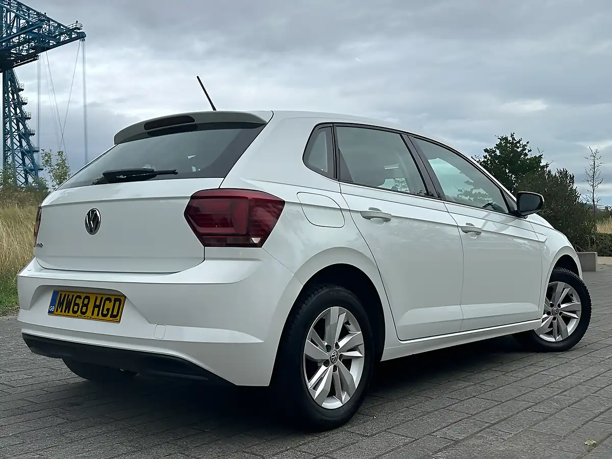 Used 2018 Volkswagen Polo Se White - Interior and Exterior details 6