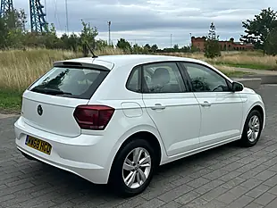 Used 2018 Volkswagen Polo Se White - Interior and Exterior details 9