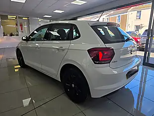 Used 2018 Volkswagen Polo Se White - Interior and Exterior details 3