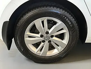 Used 2018 Volkswagen Polo Se White - Interior and Exterior details 5