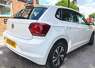 Used 2018 Volkswagen Polo Se White - Interior and Exterior details 4