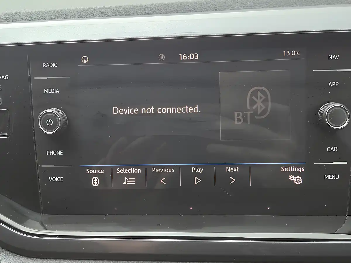 Used 2018 Volkswagen Polo Sel Grey - Interior and Exterior details 11