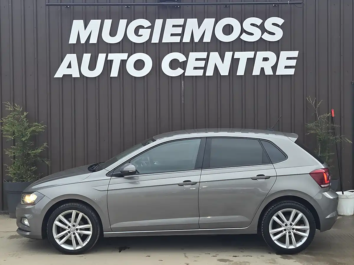 Used 2018 Volkswagen Polo Sel Grey - Interior and Exterior details 4