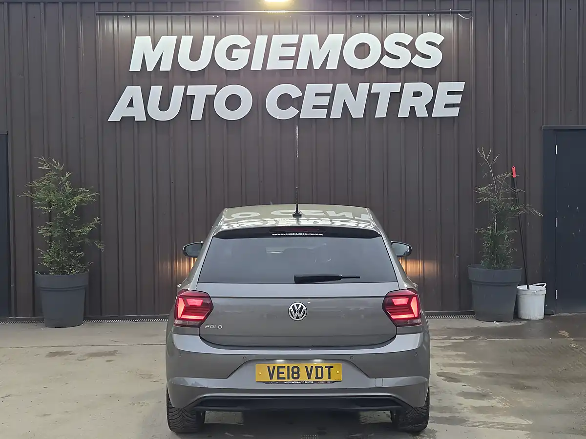 Used 2018 Volkswagen Polo Sel Grey - Interior and Exterior details 5