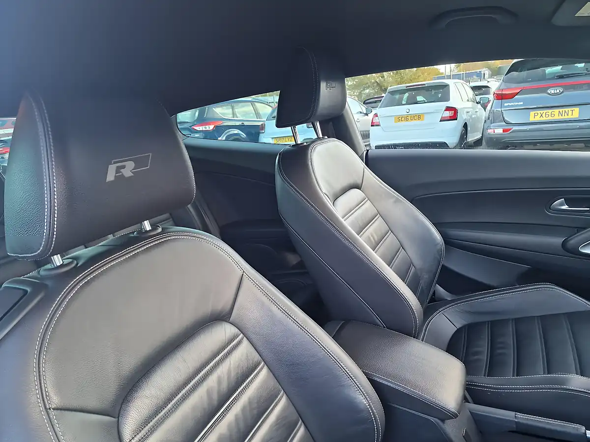 Used 2018 Volkswagen Scirocco R-Line White - Interior and Exterior details 15