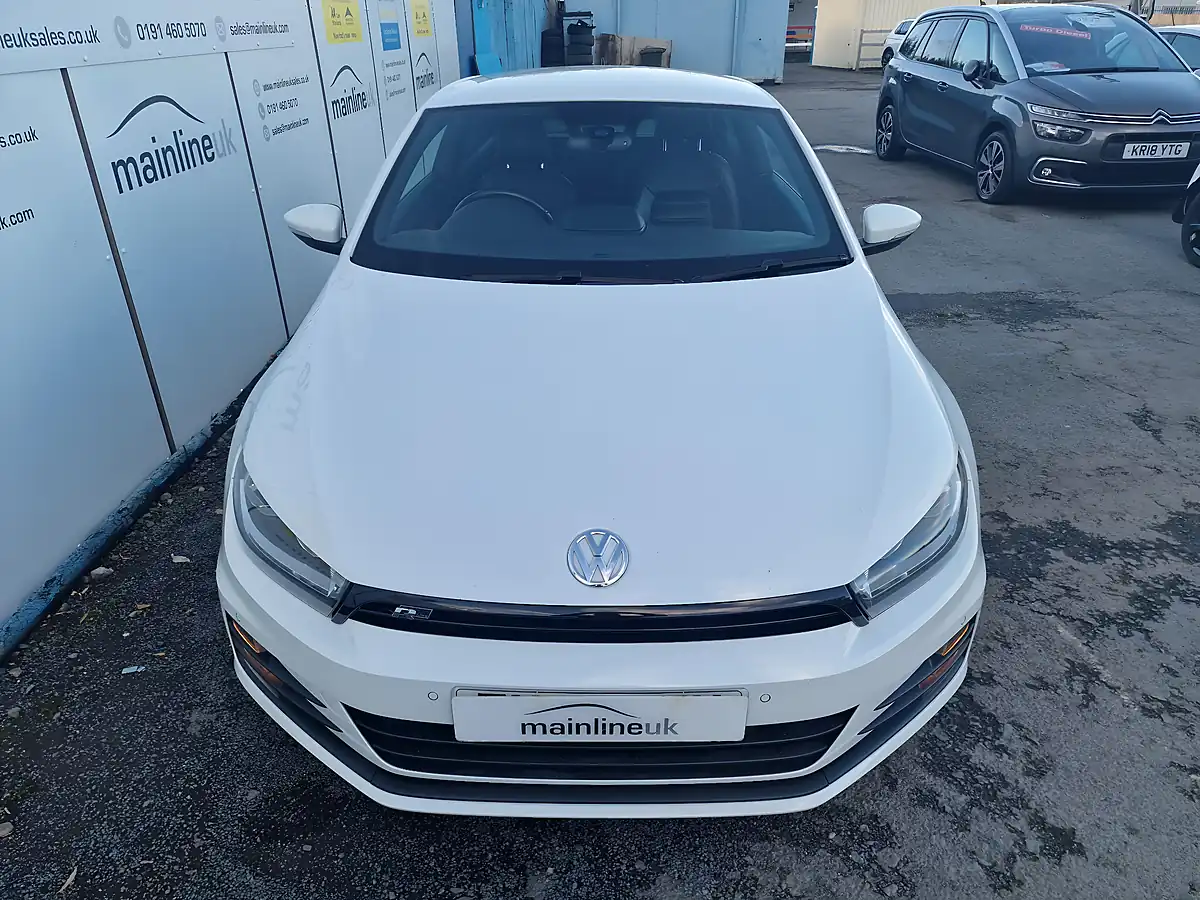 Used 2018 Volkswagen Scirocco R-Line White - Interior and Exterior details 5