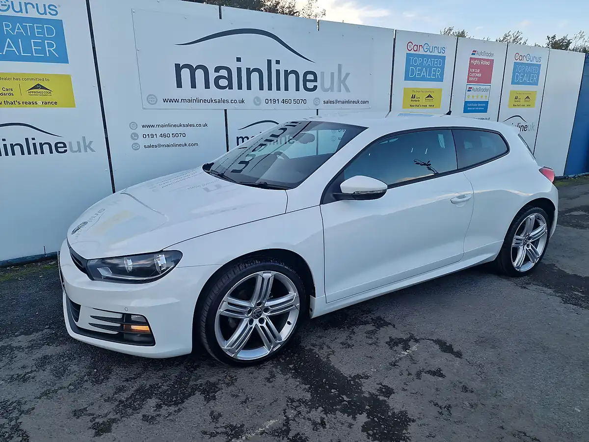 Used 2018 Volkswagen Scirocco R-Line White - Interior and Exterior details 6