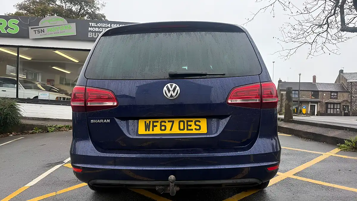Used 2018 Volkswagen Sharan Se Blue - Interior and Exterior details 10