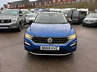 Used 2018 Volkswagen T-Roc Design Blue - Interior and Exterior details 4