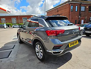Used 2018 Volkswagen T-Roc Design Grey - Interior and Exterior details 19