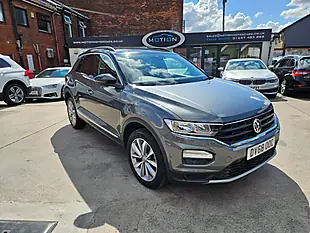 Used 2018 Volkswagen T-Roc Design Grey - Interior and Exterior details 2
