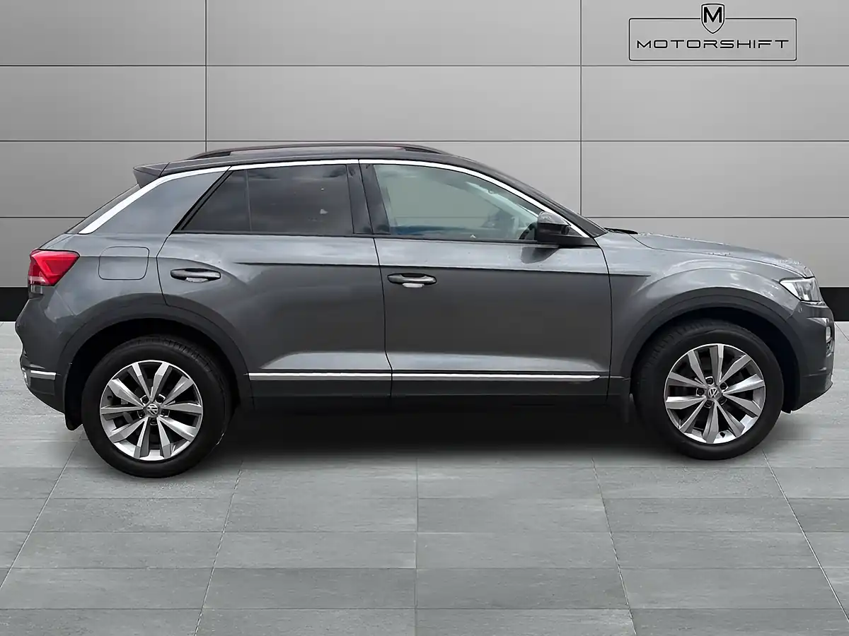 Used 2018 Volkswagen T-Roc Design Grey - Interior and Exterior details 7
