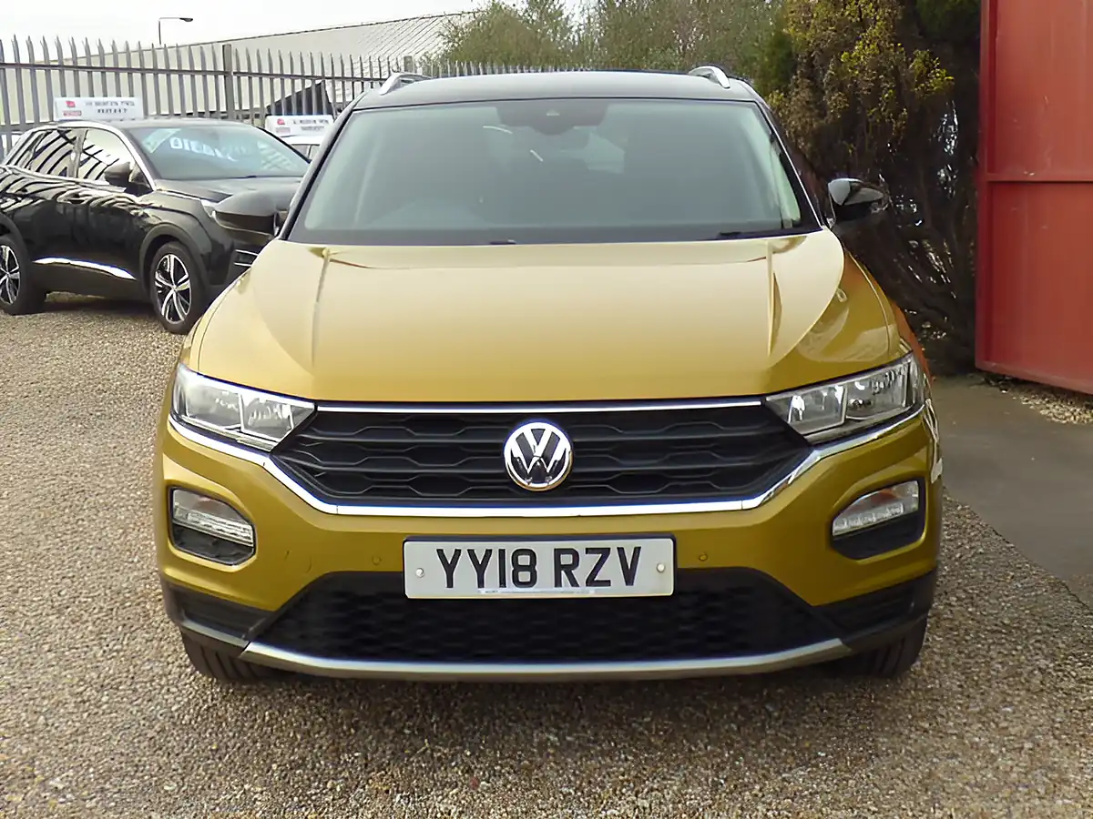 Used 2018 Volkswagen T-Roc Design Turmeric Yellow Metallic - Interior and Exterior details 2