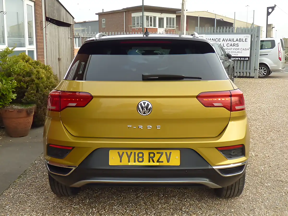 Used 2018 Volkswagen T-Roc Design Turmeric Yellow Metallic - Interior and Exterior details 7