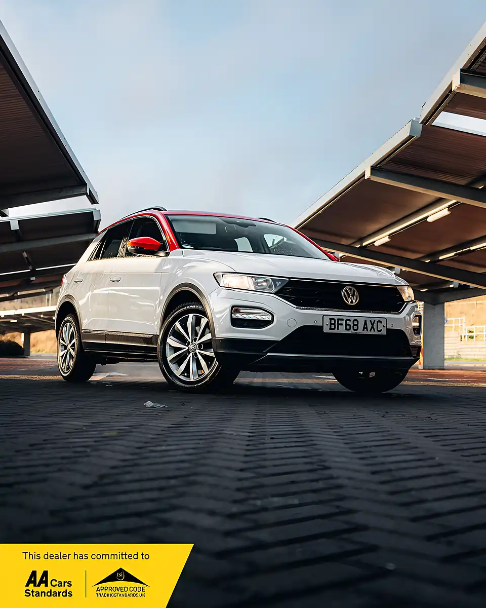 Used 2018 Volkswagen T-Roc Design White - Front View