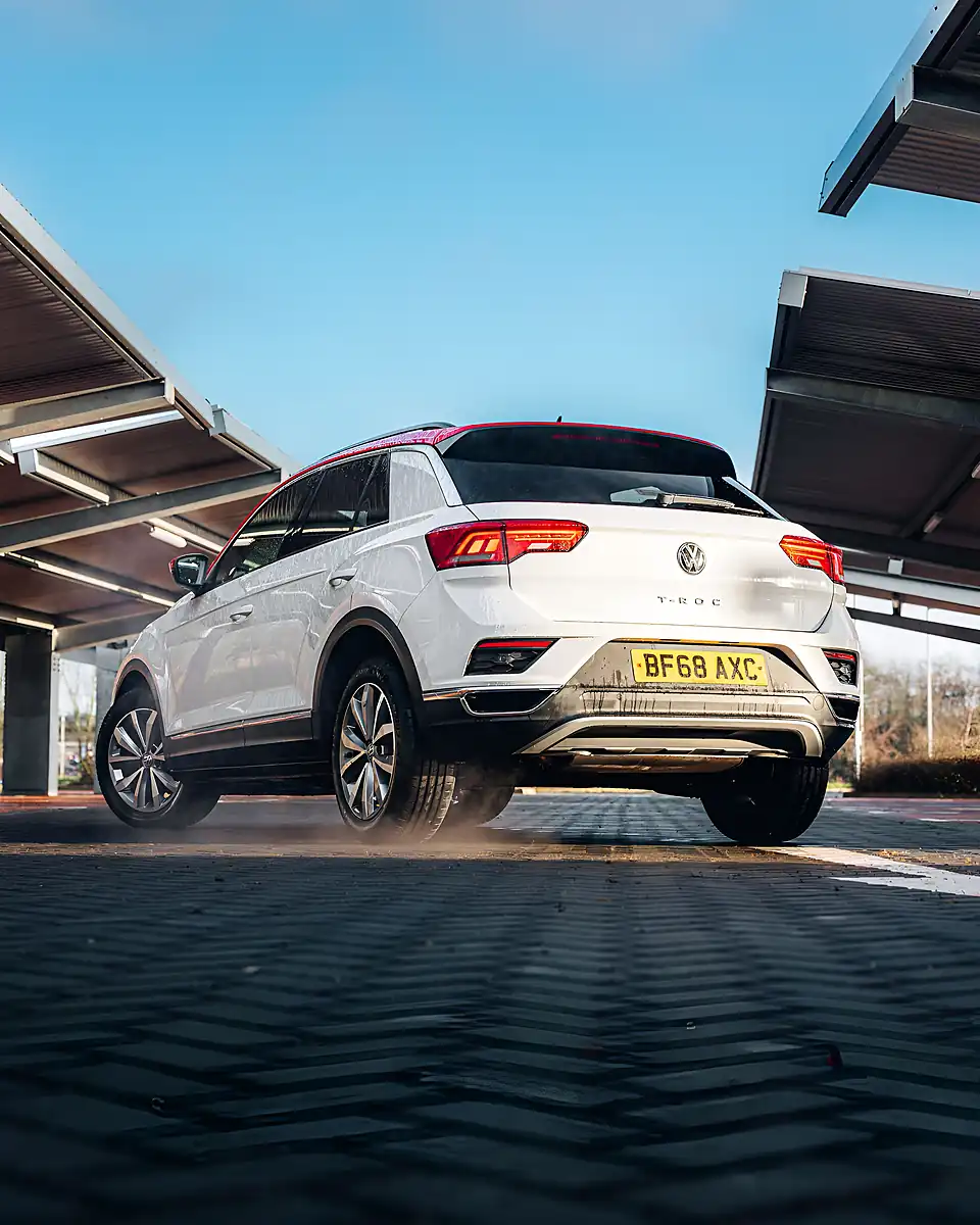 Used 2018 Volkswagen T-Roc Design White - Interior and Exterior details 4