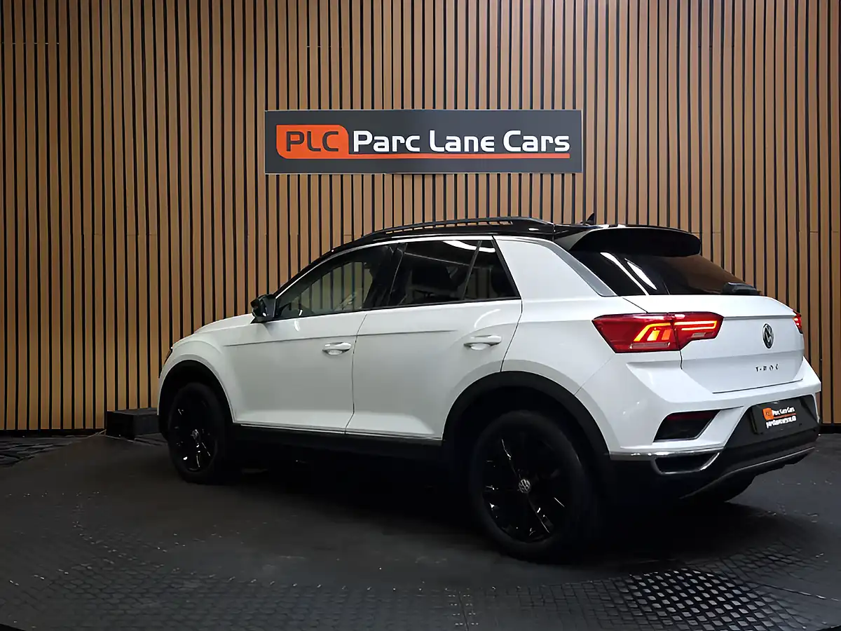 Used 2018 Volkswagen T-Roc Design White - Interior and Exterior details 10